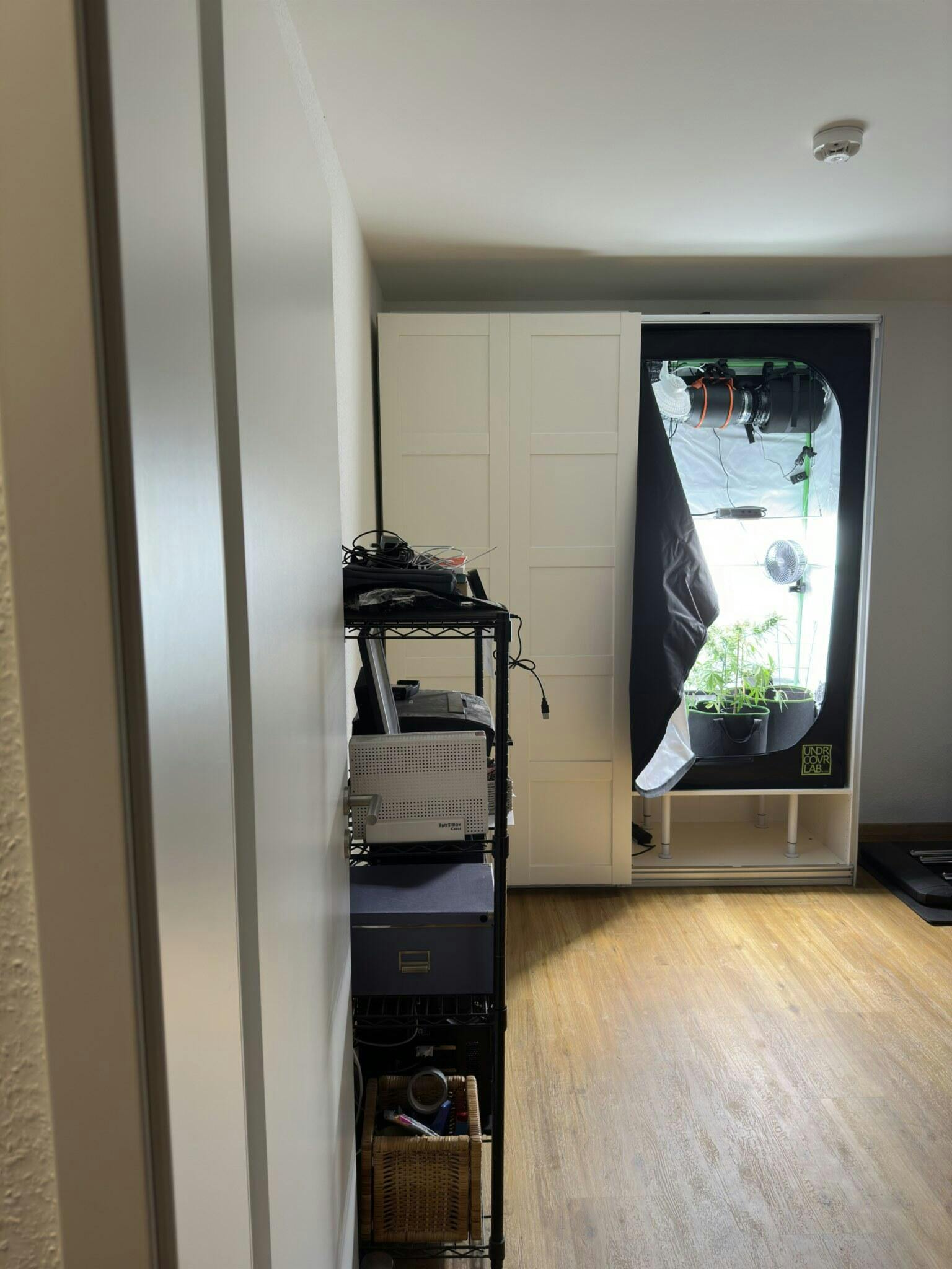 UndrCovrLab M V5 - now PX100 | STEALTH GROW TENT