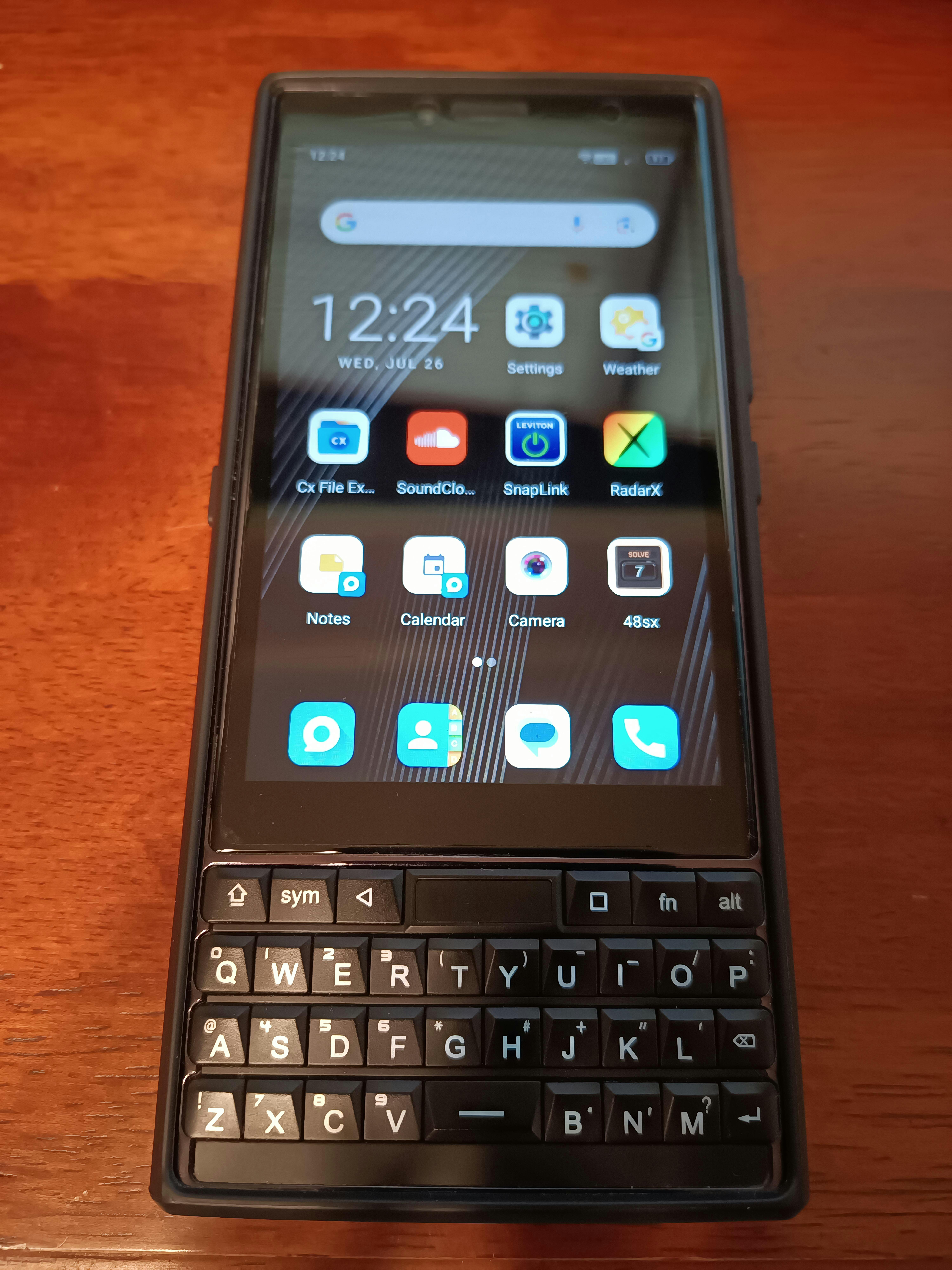 Unihertz Titan Slim - 新しい洗練された QWERTY スマートフォン