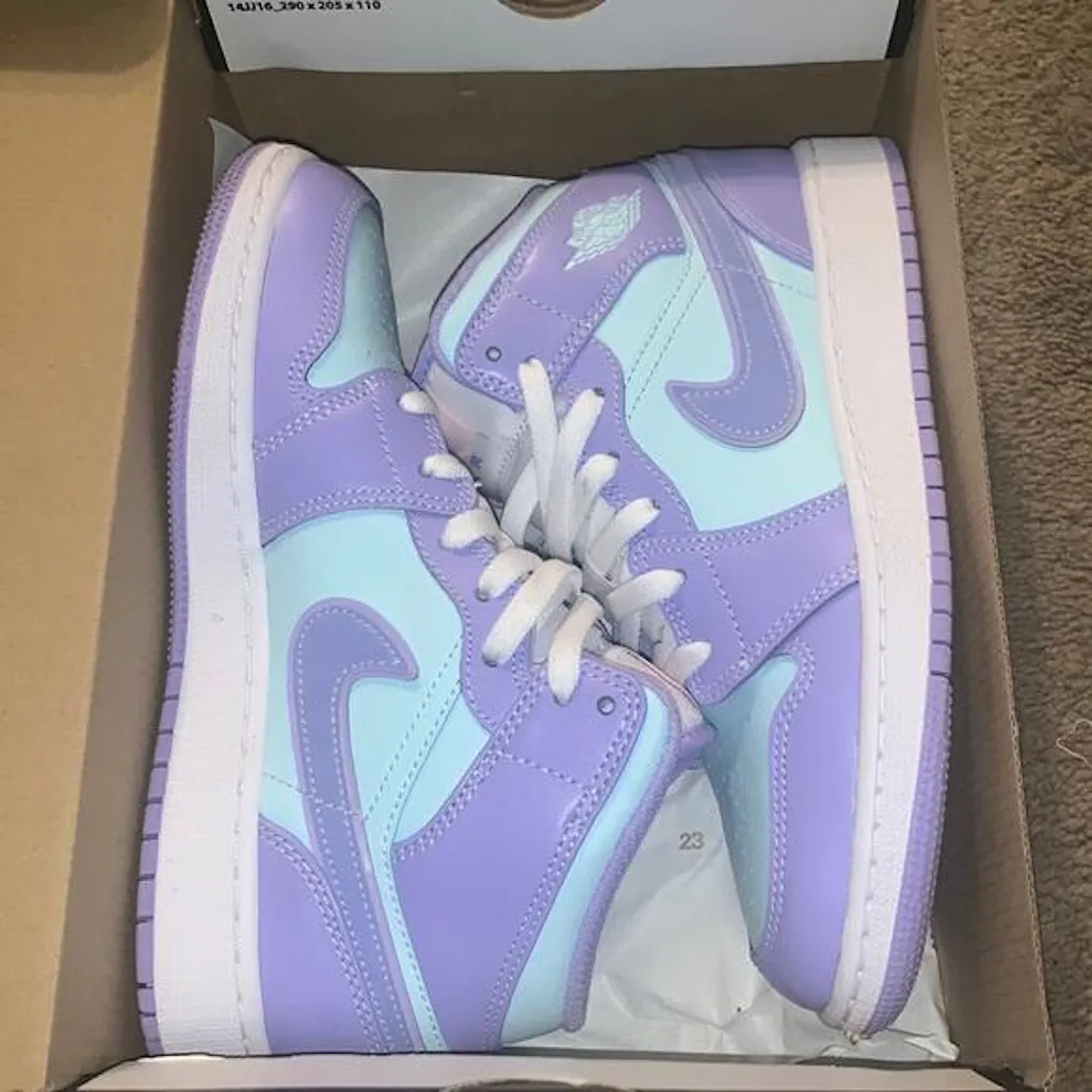 blue and purple jordan 1