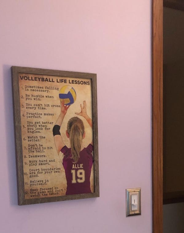 Custom Personalized Motivational Volleyball Life Lessons Poster, Canvas with custom Name, Number & Appearance, Vintage Style, Sport Gifts For Daughter NTB0318B01DP