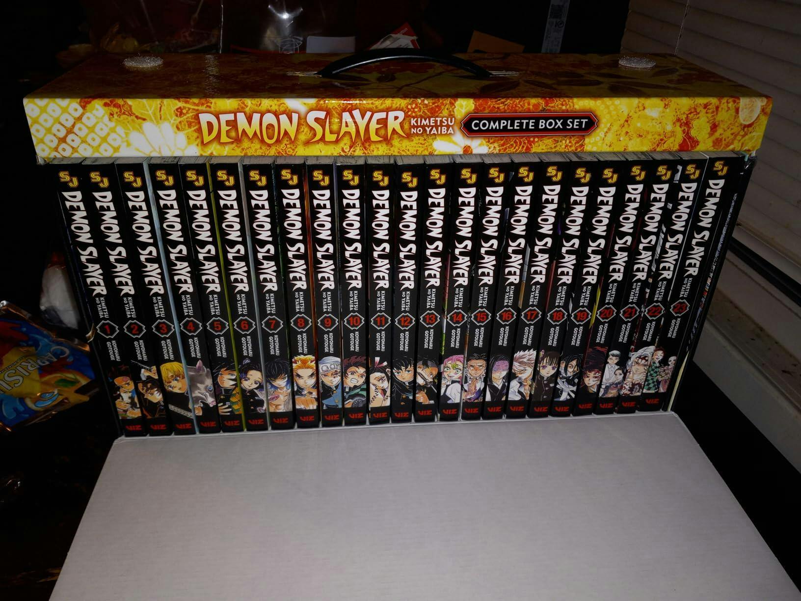 Demon Slayer : Box Set (Volumes 1–23) Kimetsu no Yaiba Complete