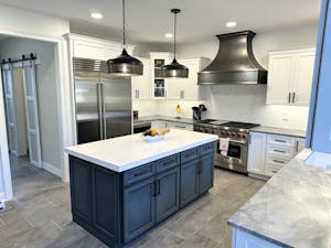 USA Florida Custom Copper Range Hood Featuring Carved Apron URHC-41