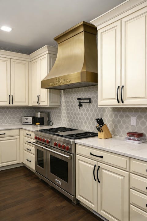 USA California Luxury Brass Range Hood with Decorative Pattern URHB-35
