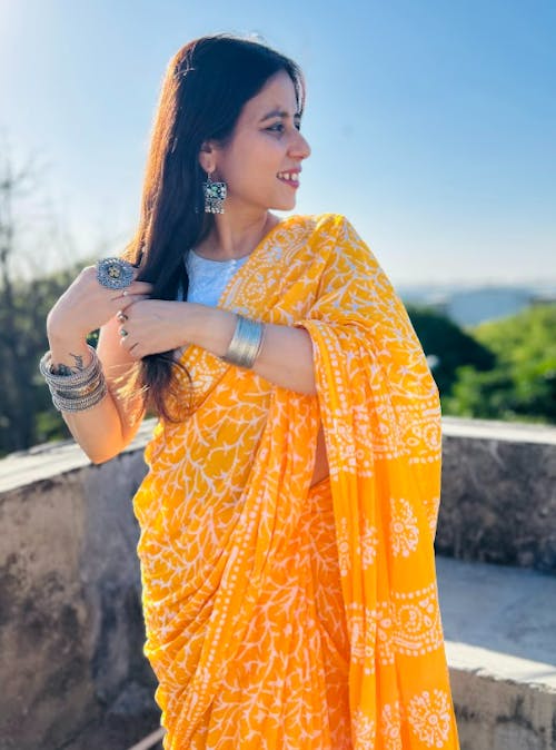 Suti Jaal Yellow Batik Saree
