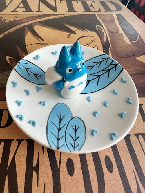 Kawaii Totoro Ceramic Ring Dish – Handmade Jewelry Tray & Gift for Ghibli Fans