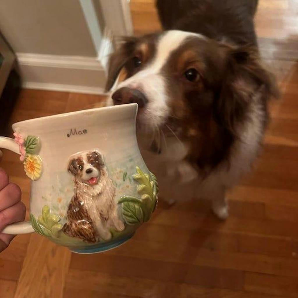 Custom Hand-Sculpted Pet Statue Mug – 3D Ceramic Portrait Cup with Floral Details