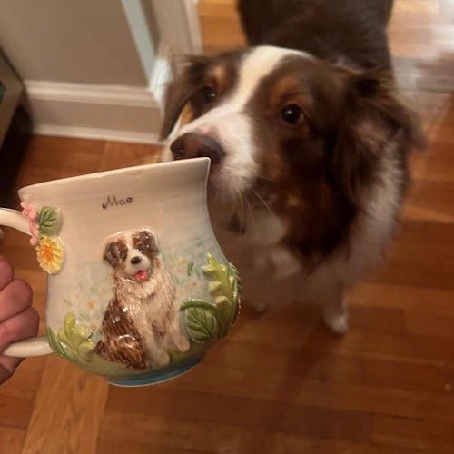 Custom Hand-Sculpted Pet Statue Mug – 3D Ceramic Portrait Cup with Floral Details