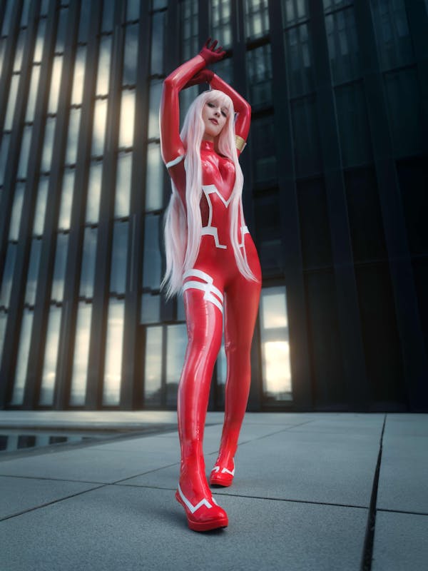 【Special Discount】[Last Batch]UWOWO Anime DARLING in the FRANXX Cosplay Plus Size Costume Zero Two CODE:002 Bodysuit Plug suit Christmas gifts