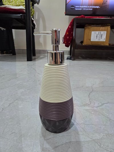 Modern Tesellated Soap Dispenser