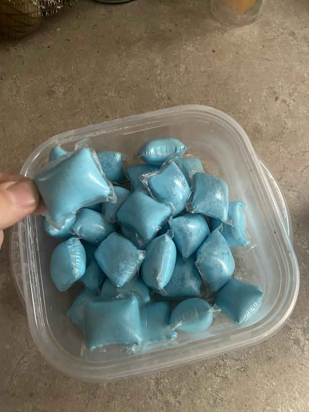 DISSOLVABLE PREWORKOUT PACKS BLUE RAZZ VADE Nutrition