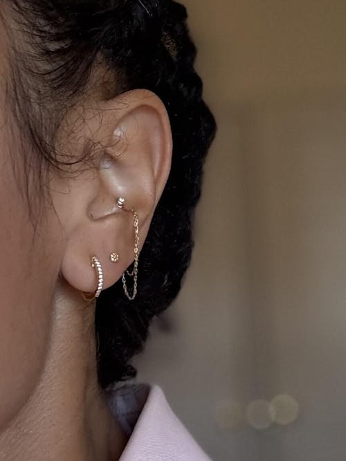 Ali Double Cable Link Connector Ear Chain