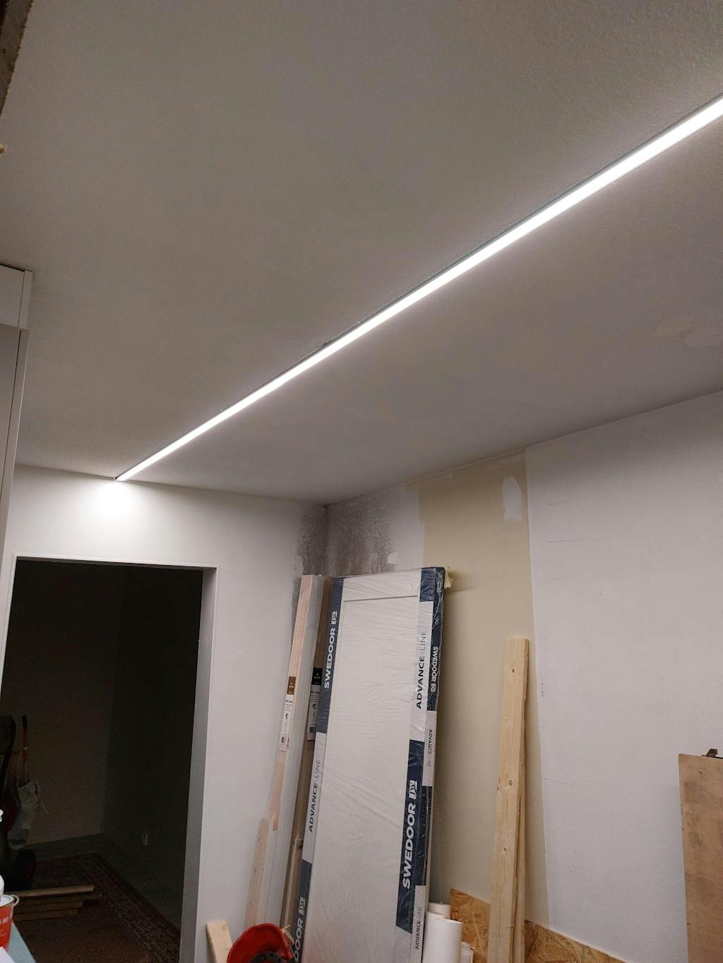 LAAJA24 - LED-profiili 2m, leveä