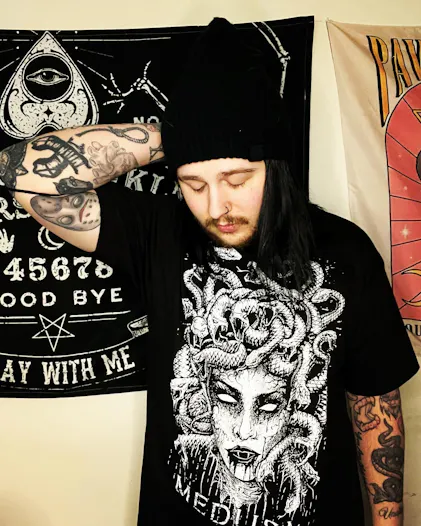 Medusa T-shirt – VampireFreaks
