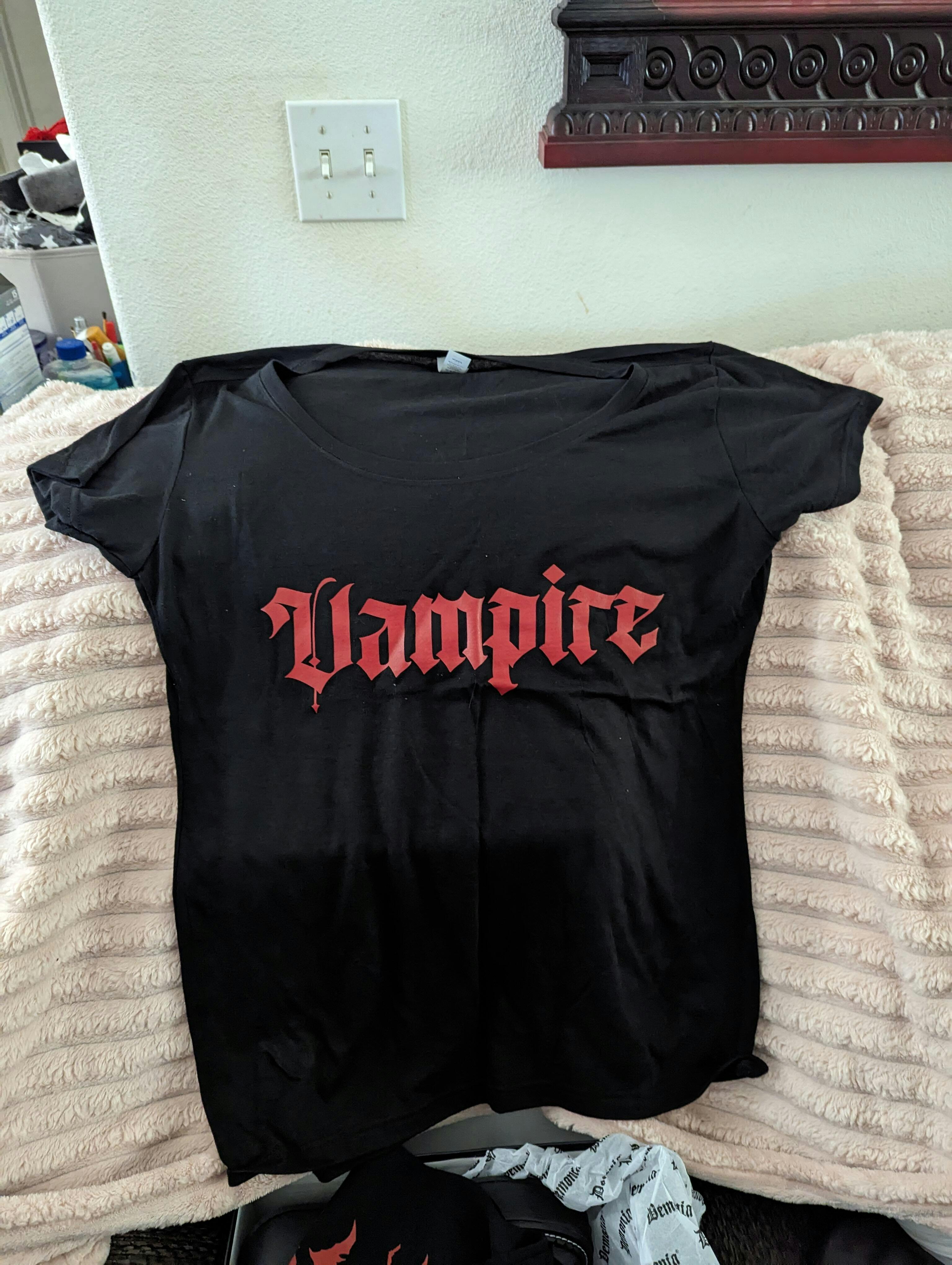 Y SL Vampire Black tee outlet