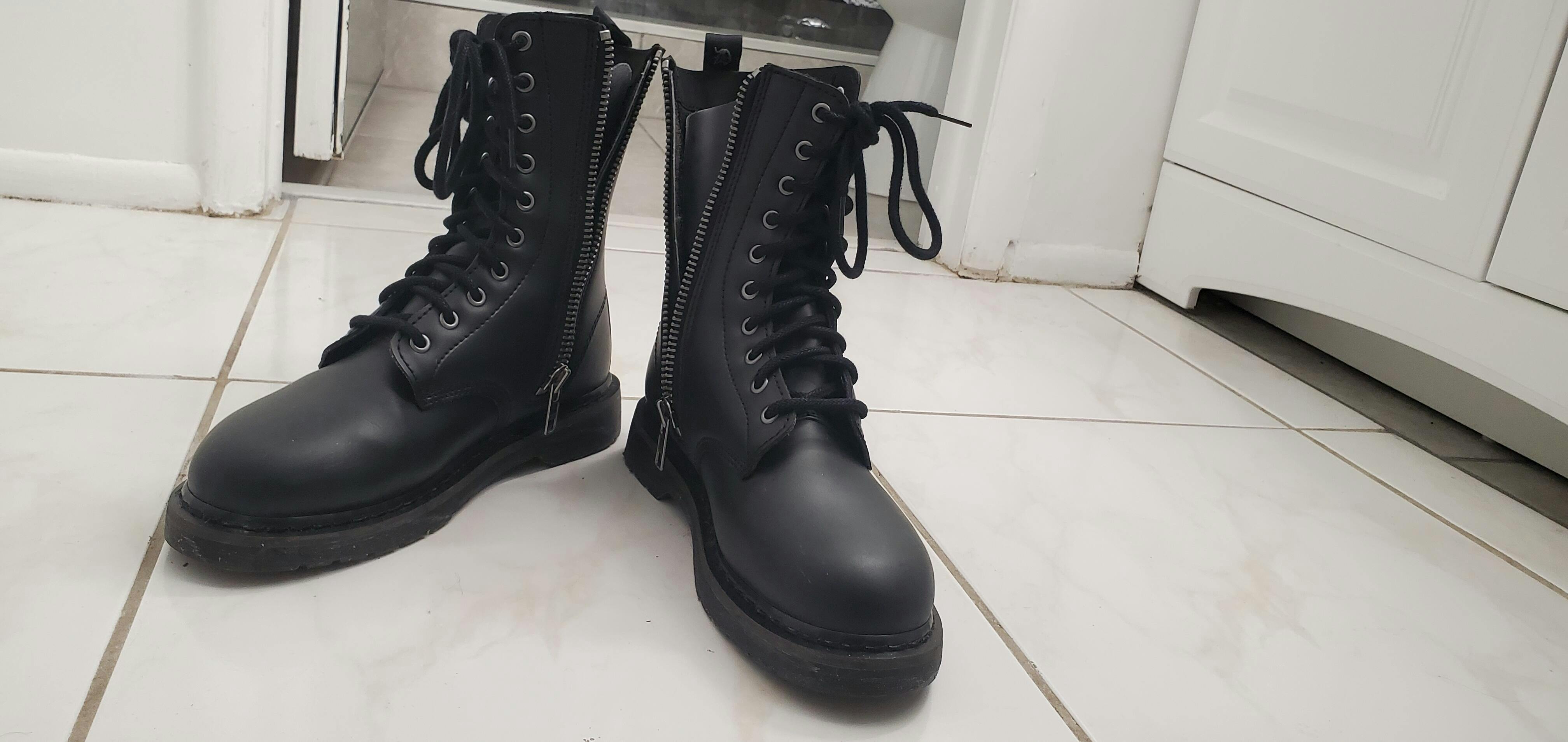 Switchblade Combat Boots [BOLT-200 Boots] – VampireFreaks