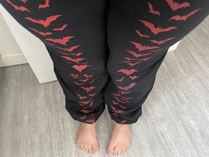 Down the Rabbithole Spiral Leggings [RED/BLACK] – VampireFreaks