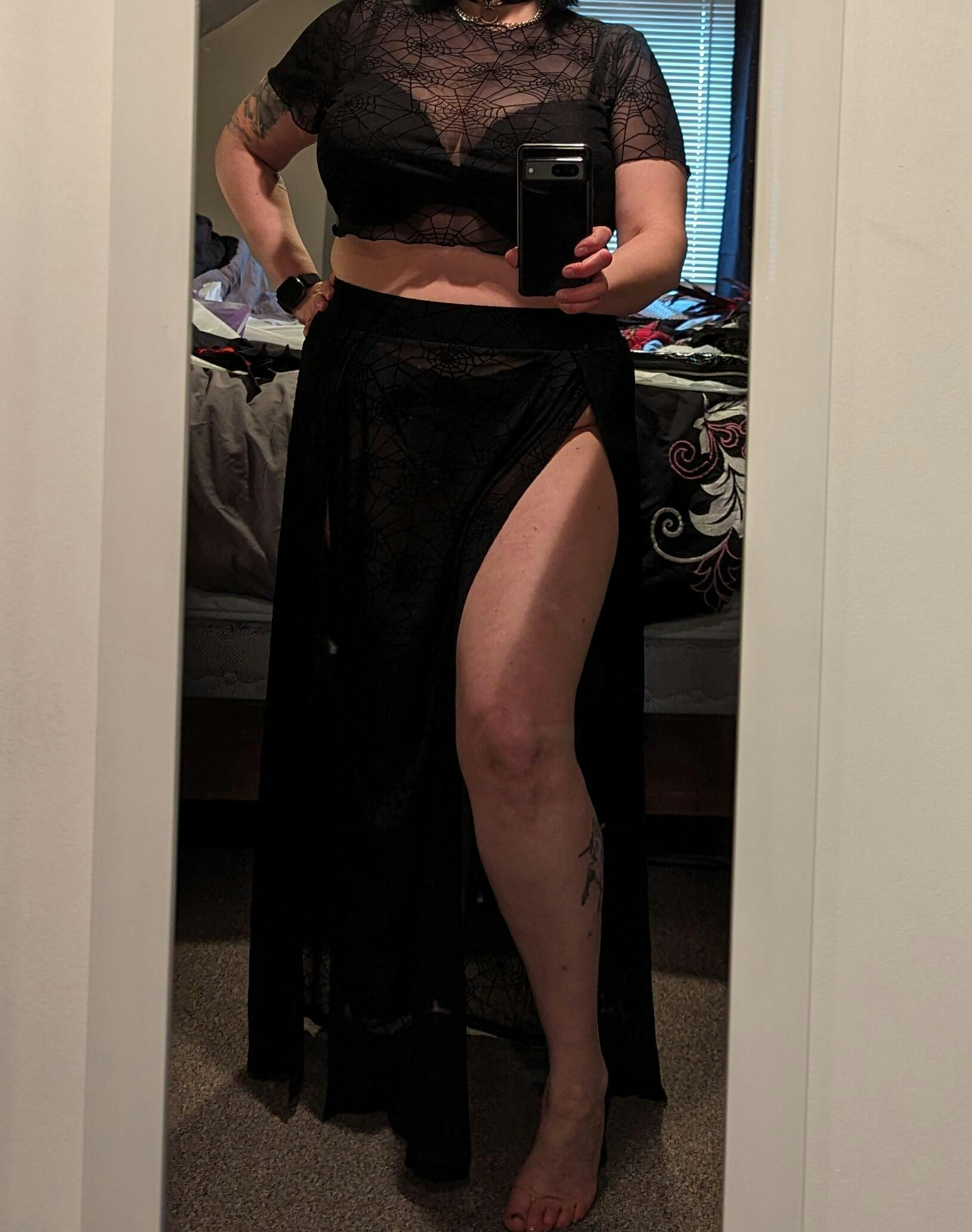 Spider Web Mesh M-Line Skirt – VampireFreaks