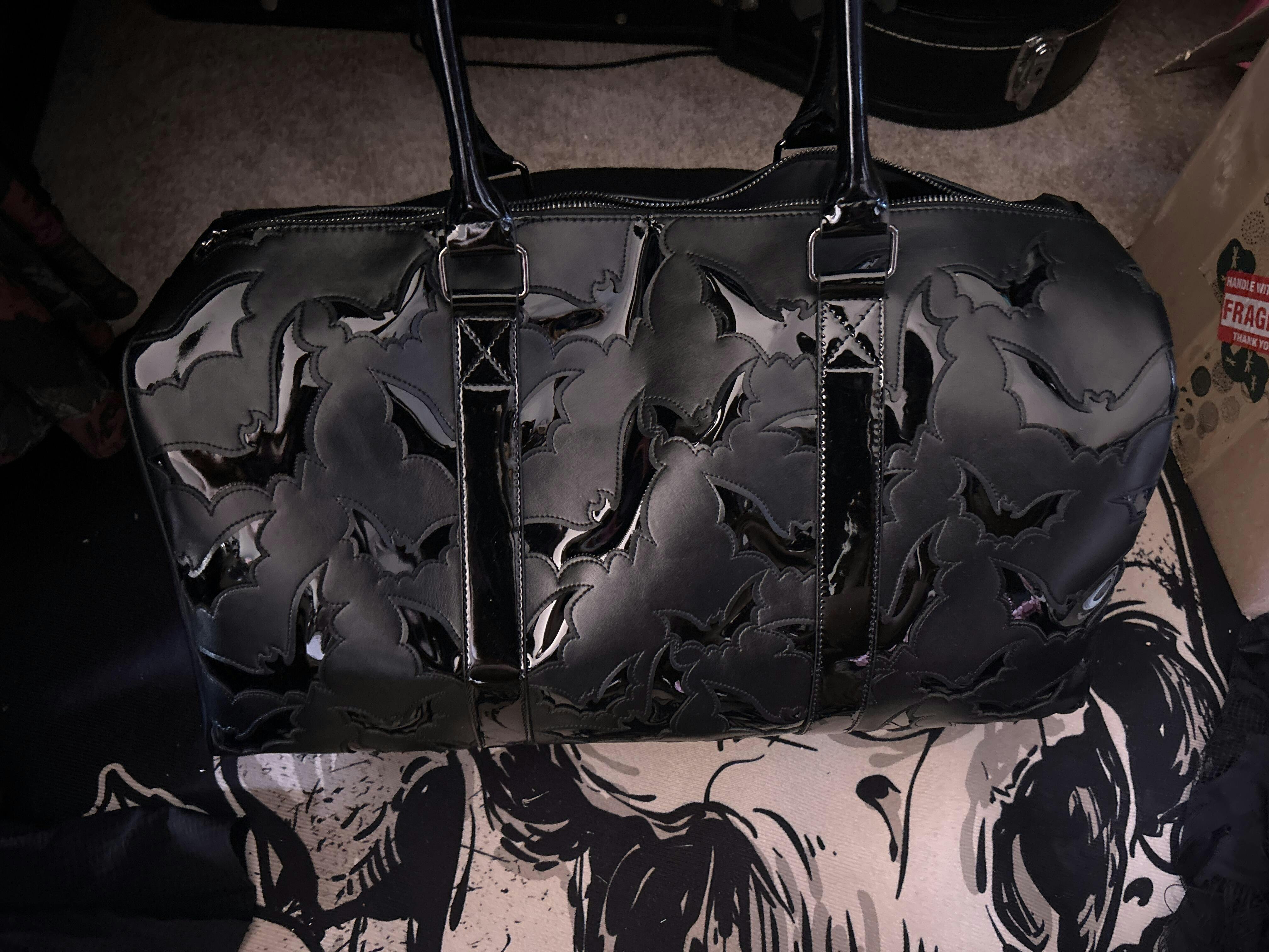 Bat Weekender Bag – VampireFreaks