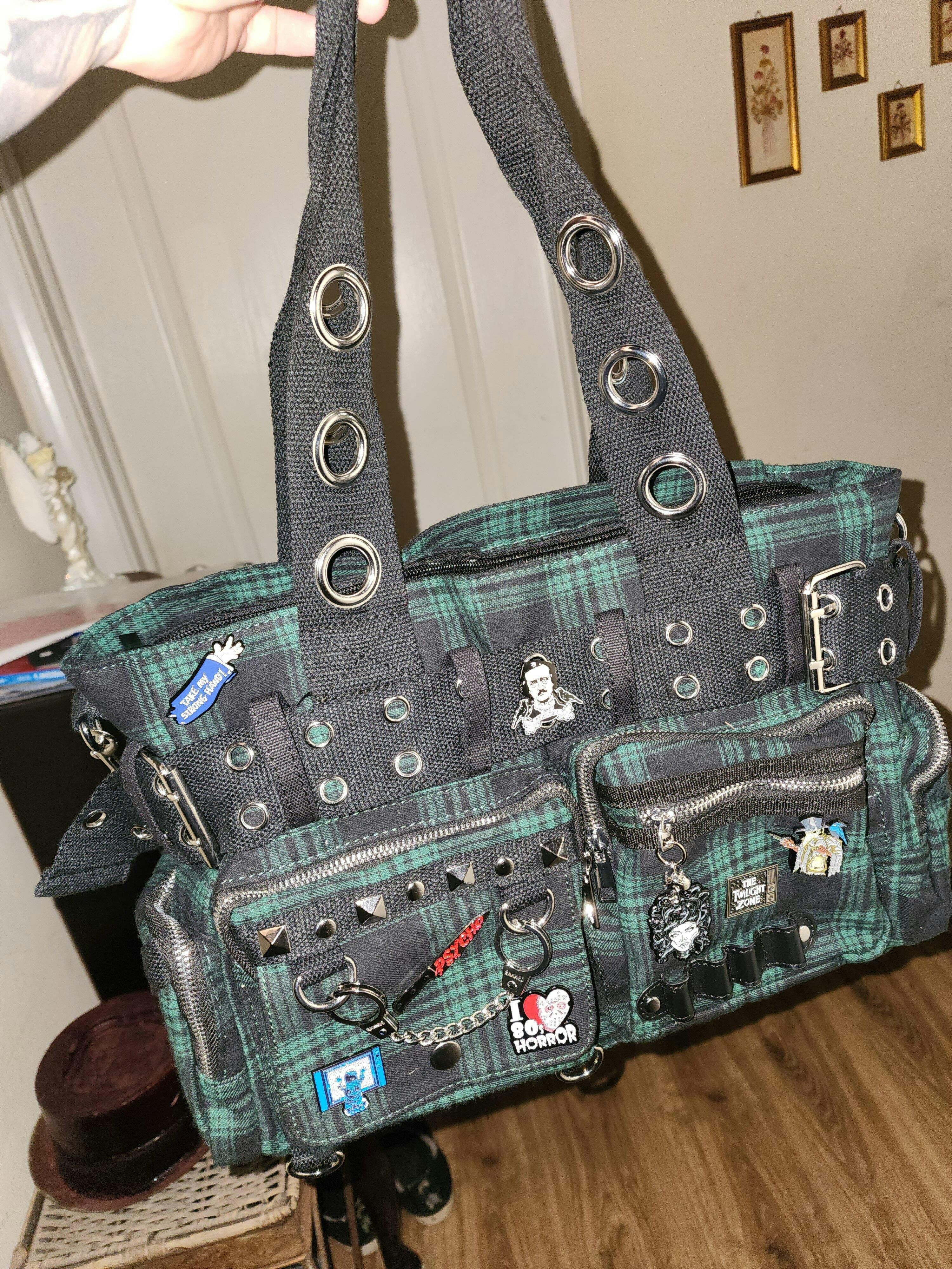 Camdyn Handbag [GREEN] – VampireFreaks