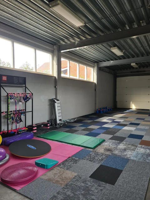 Van Heugten Tapijttegels B.V.