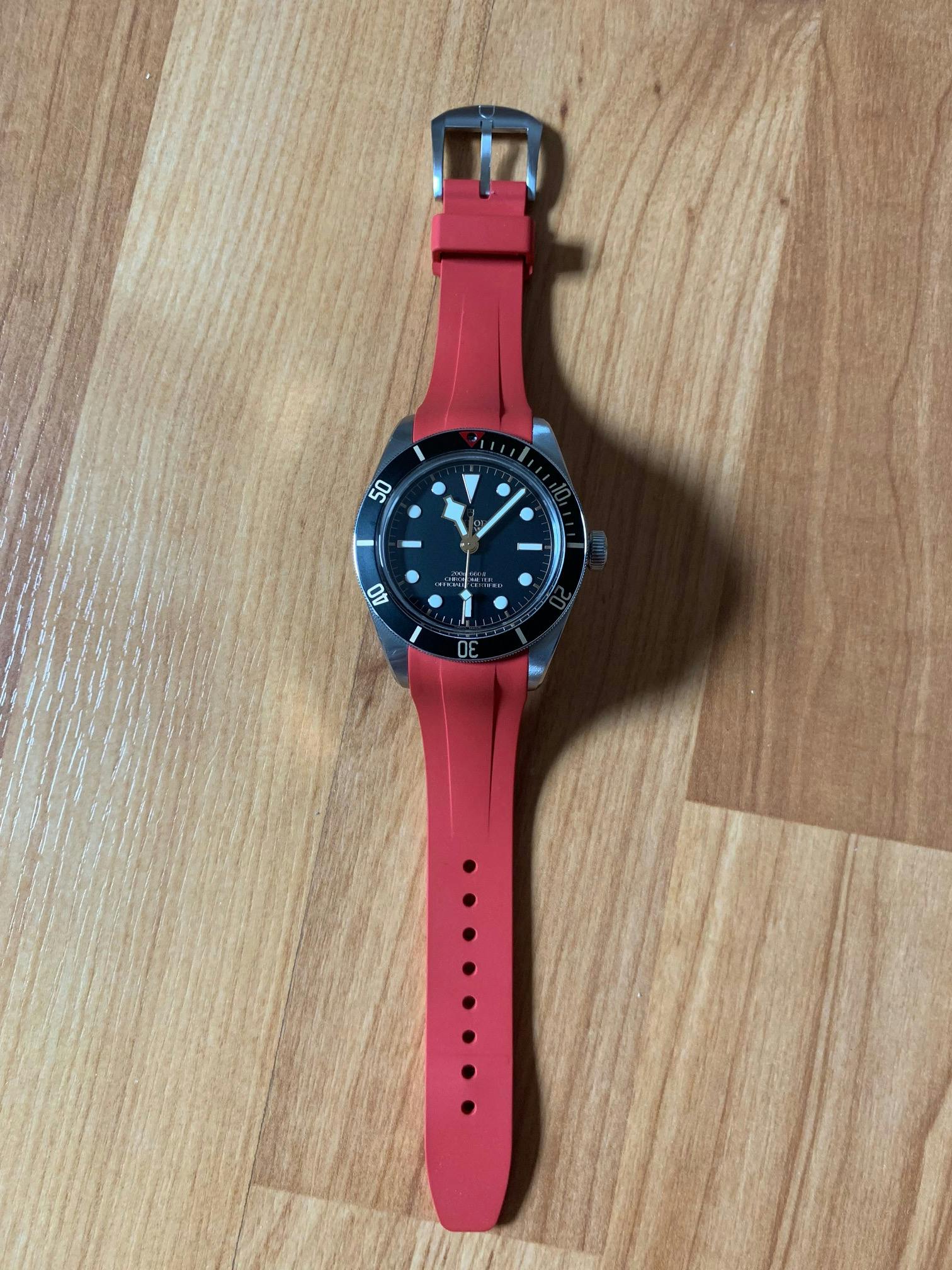 Tudor black cheap bay red strap