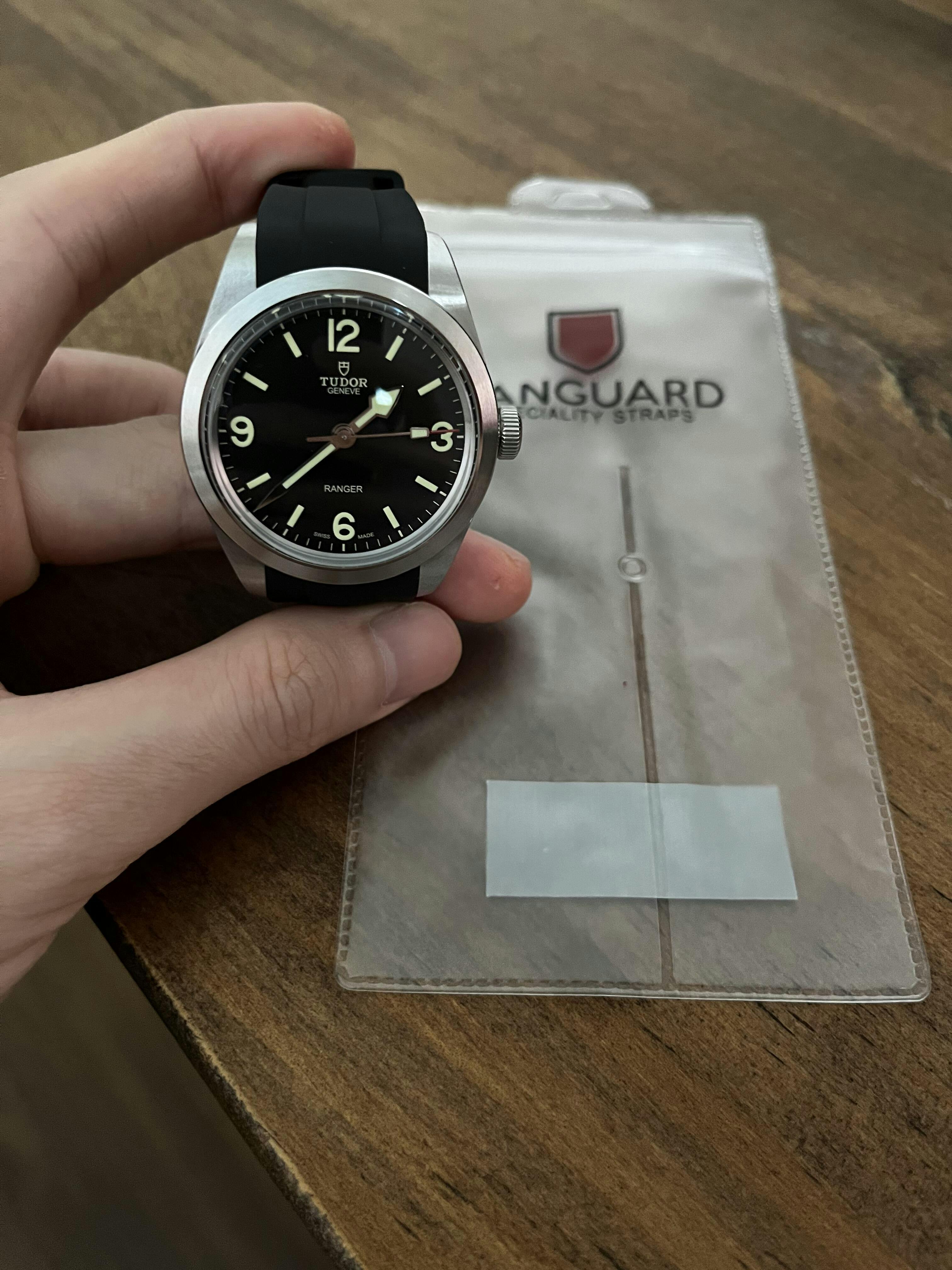 Black Rubber Strap For Tudor Black Bay 58 - Vanguard Straps