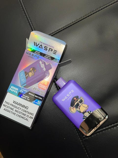 Vaper de 40.000 puffs desechable y recargable tipo c sabor Hielo de uva y kiwi de fresa con sistema de eleccion de sabor  (sin nicotina)