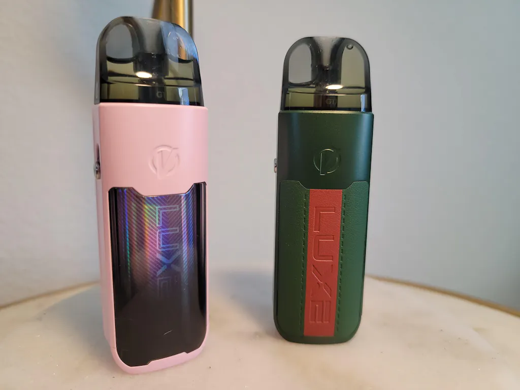 why is my vaporesso xros blinking red Vaporesso LUXE X Replacement Pods main image 0