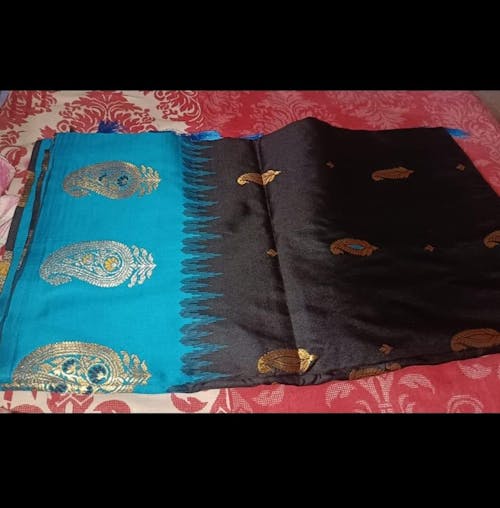 Black Mango Butti Soft Silk Saree