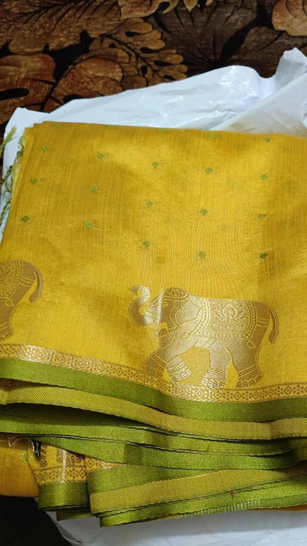Yellow Pure Silk Bandhani Butti Saree