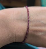 Pulsera bolita facetada 1mm de Rubí y plata