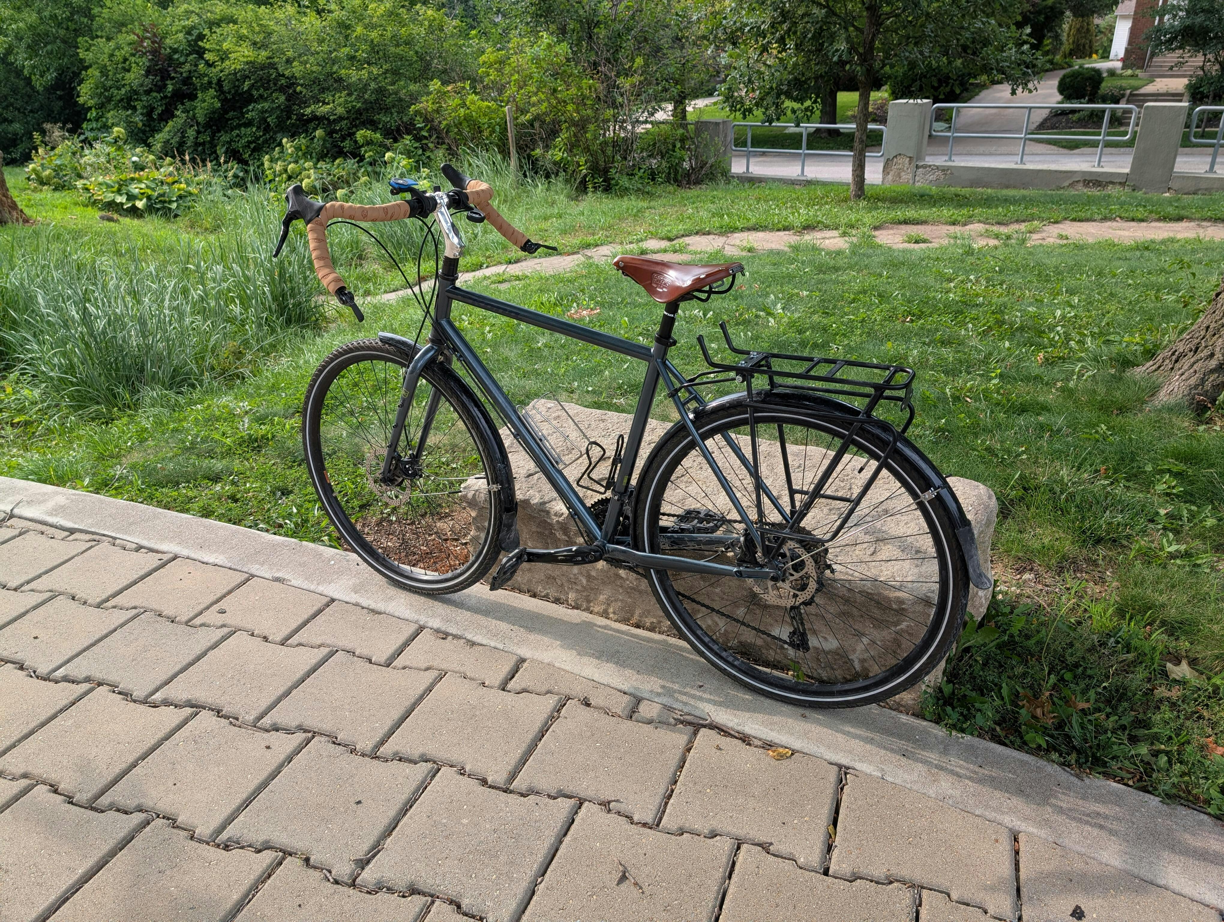 Dajia Cycleworks Far Bar Handlebar (sku: HB-0029-44) | Velo Orange