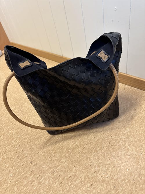 Women's Genuine Weaving Leather Minimalist Shoulder Tote Bag