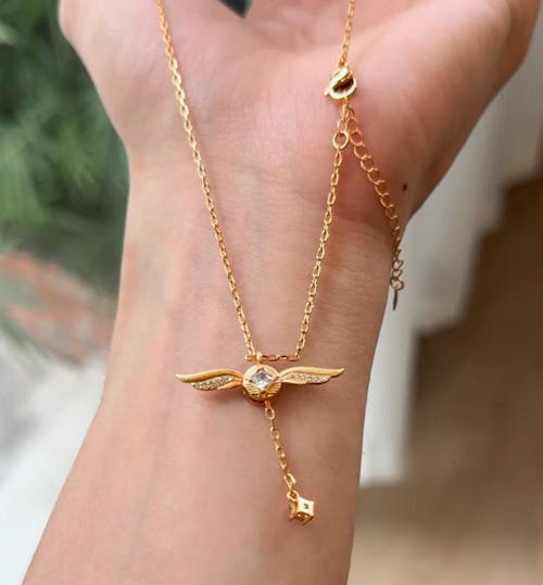 Golden Winged Sparkle Lariat Necklace