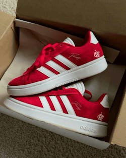 Exclusivo: Tênis Grand Court e VL Court 3.0 Signature Customizado do Mengão CRF + *BRINDE 1x Caneca Oficial* - EDIÇÃO LIMITADA