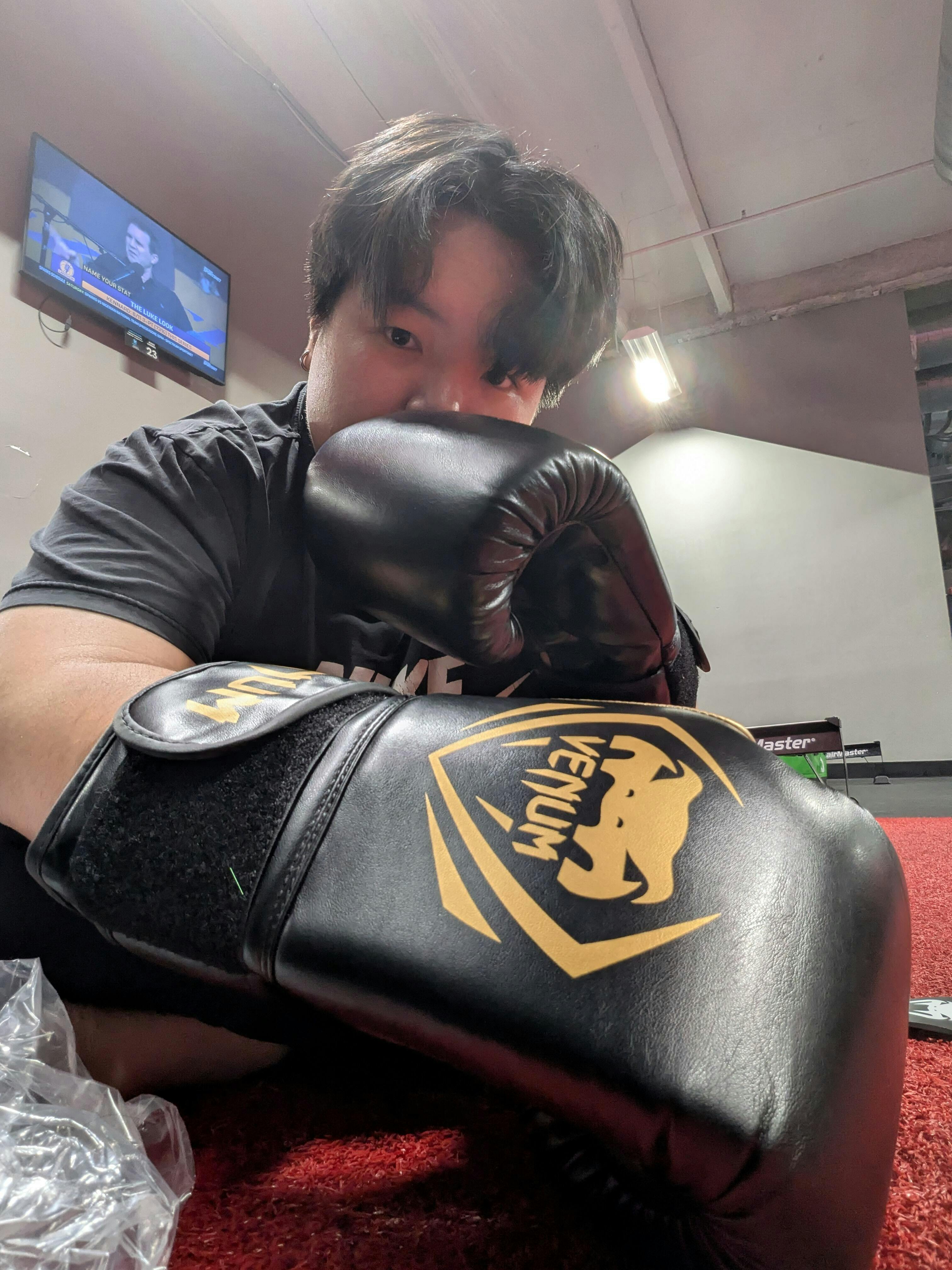 Venum Contender Boxing Gloves - Black/Black - Venum