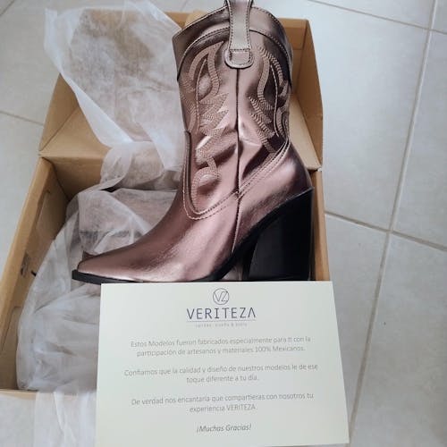 6967 BOTÍN BORDADO METÁLICO