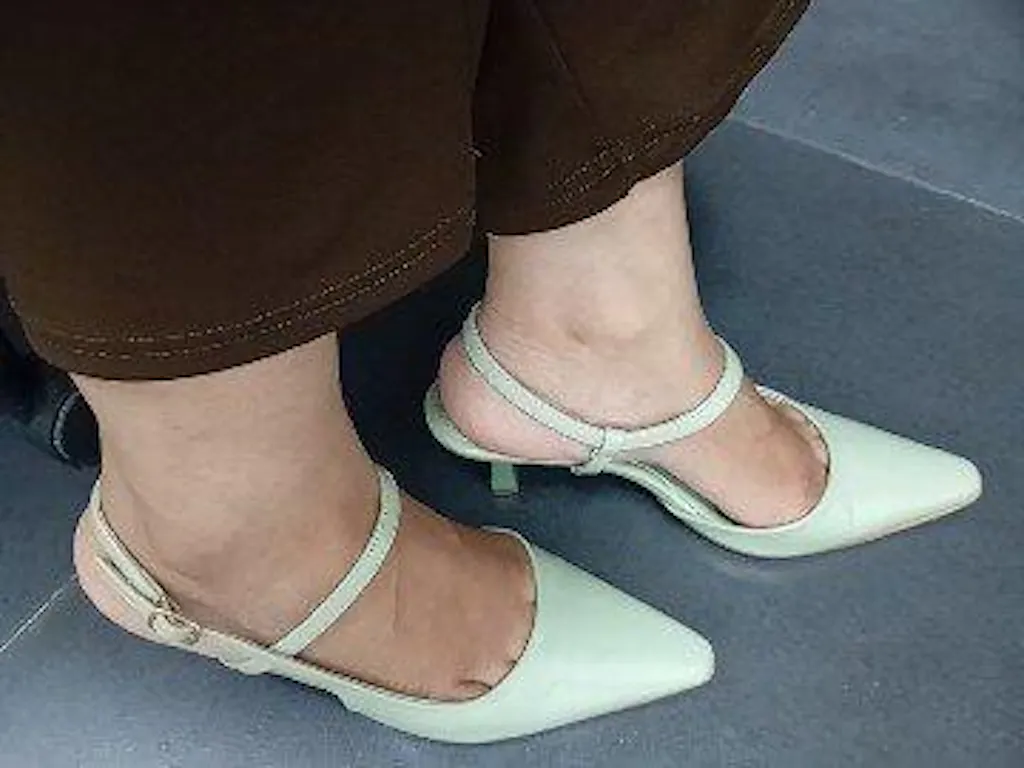 1051 ZAPATILLA ALESSIA