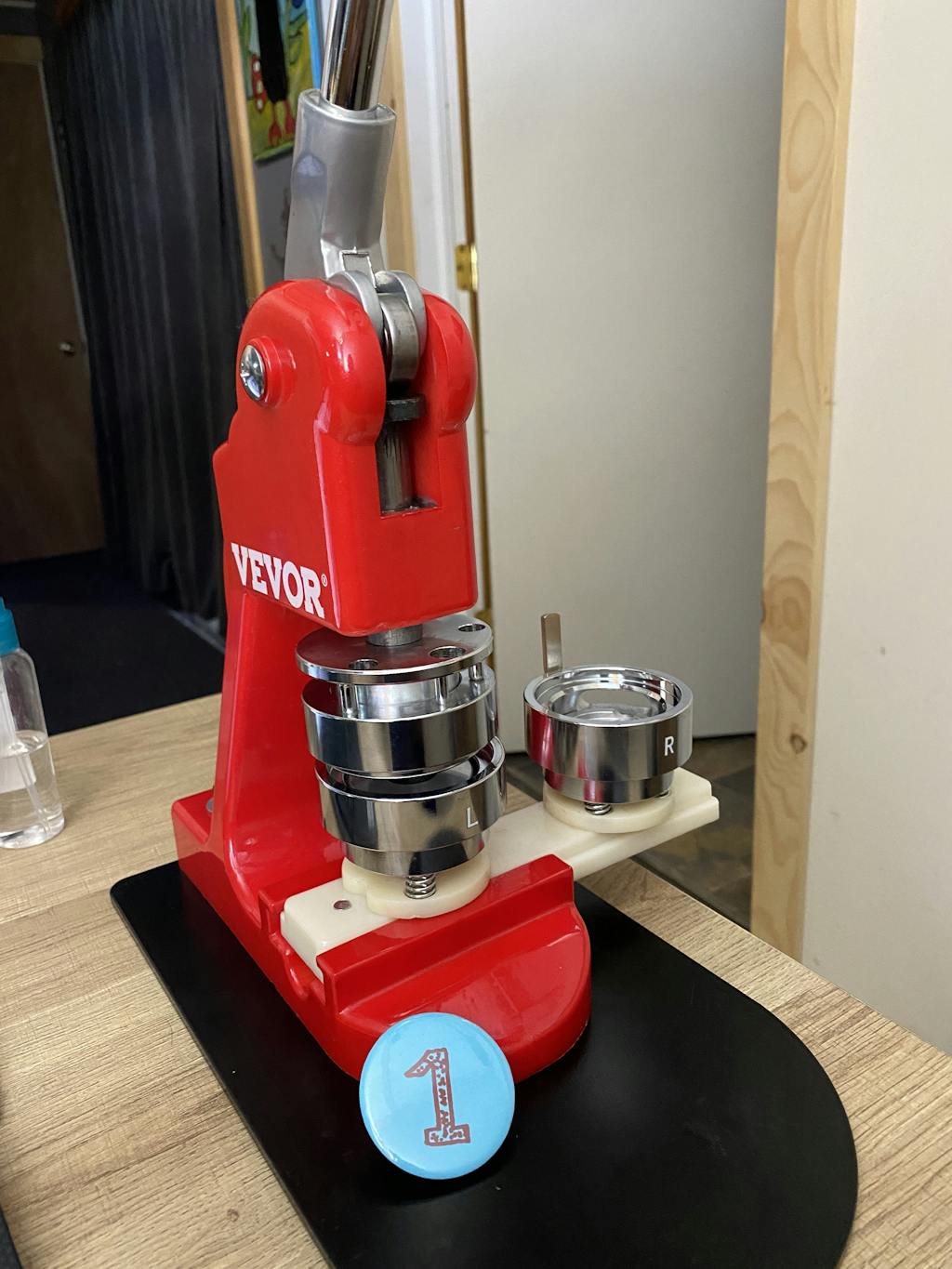 58mm(2.28) Button Maker Press 1000 Pcs Buttons Manual Machine Badge Ma