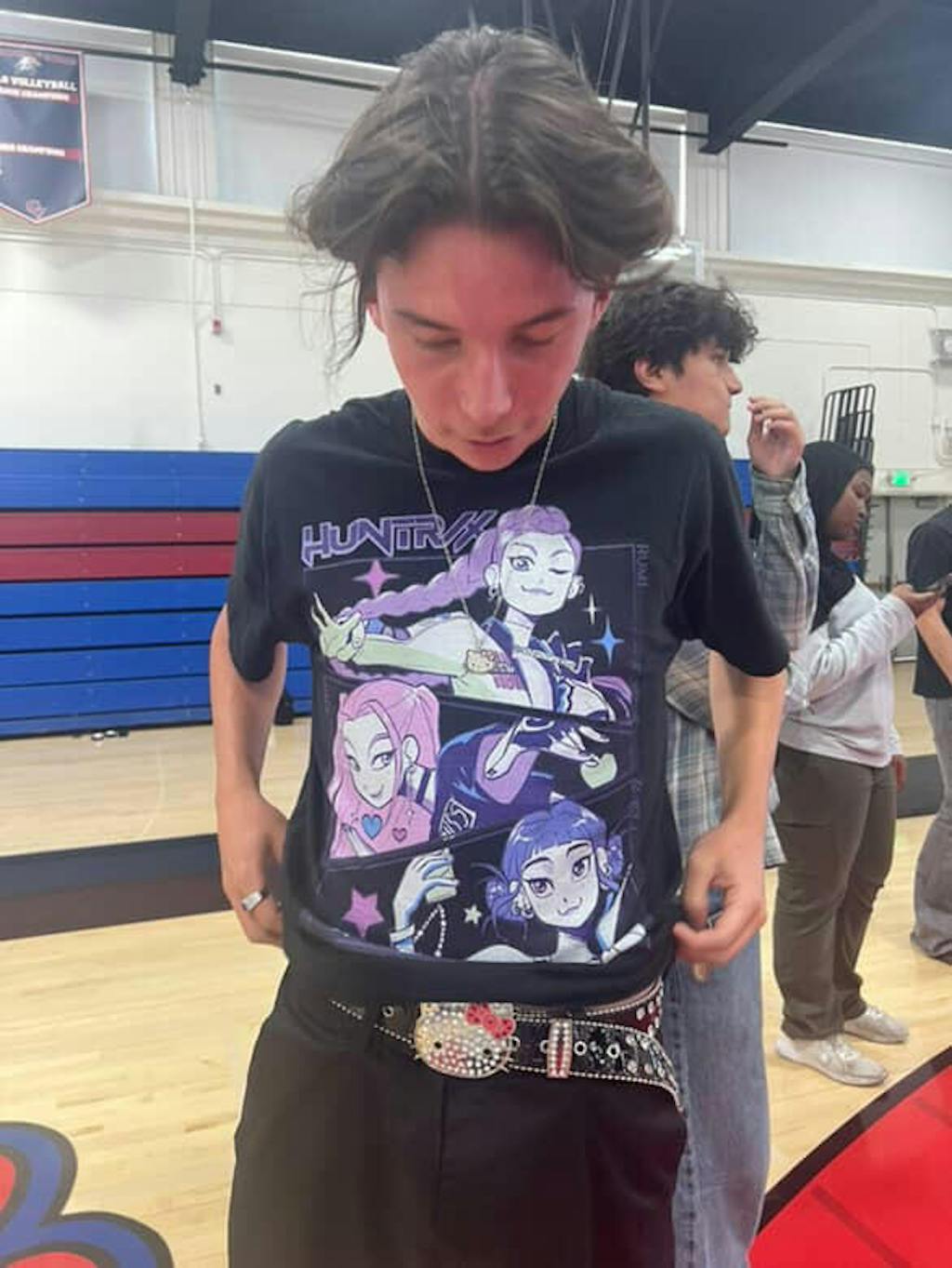 0502 - Y2K Rhinestone Hello Kitty Necklace