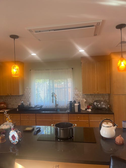 600 CFM White Flush Ceiling Mount Range Hood - VICTORY Sunset