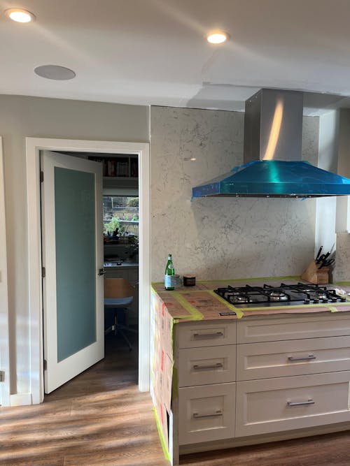 42 Inch Island Range Hood 750 CFM - VICTORY Twister Island