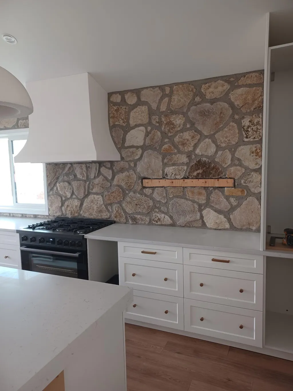 36 Inch 700 CFM Range Hood Insert - VICTORY Q2