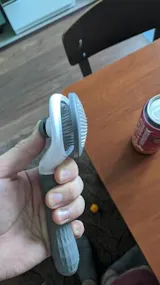 Selbstreinigende Haustierbürste