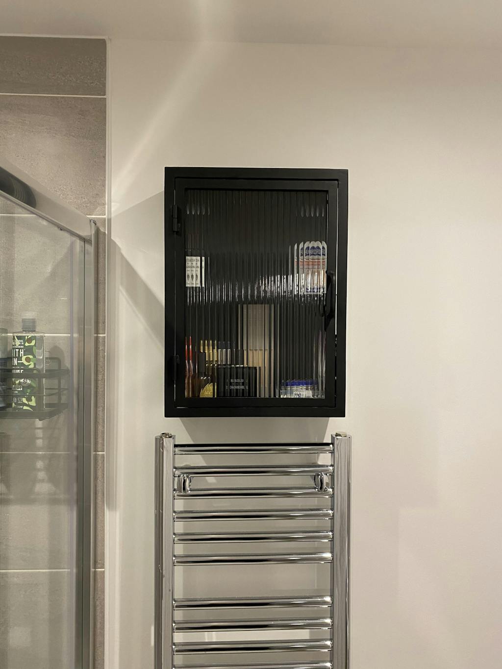 Black Industrial Fluted Glass Bathroom Metal Frame, 48cm x