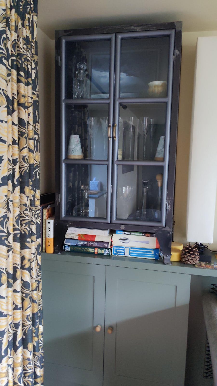 Low Industrial Display Cabinet