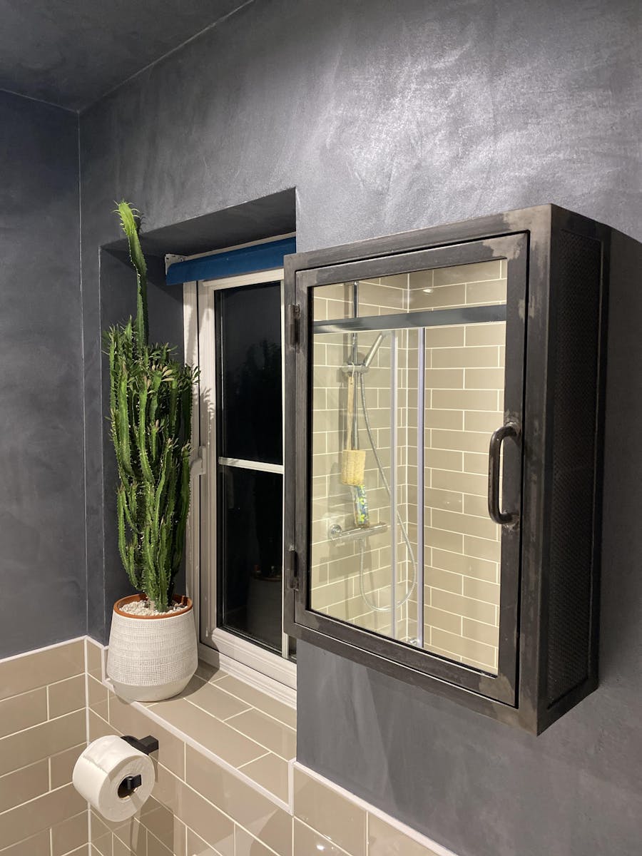 Industrial Mirrored Bathroom Wall Cabinet - Distressed