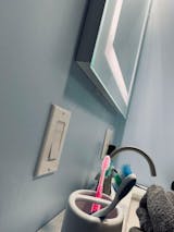 VINGLI Led Bathroom Vanity Makup Mirror with Bluetooth Speaker