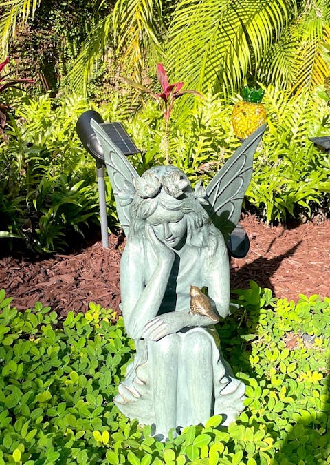 Enchanted Daydream Garden Sculpture