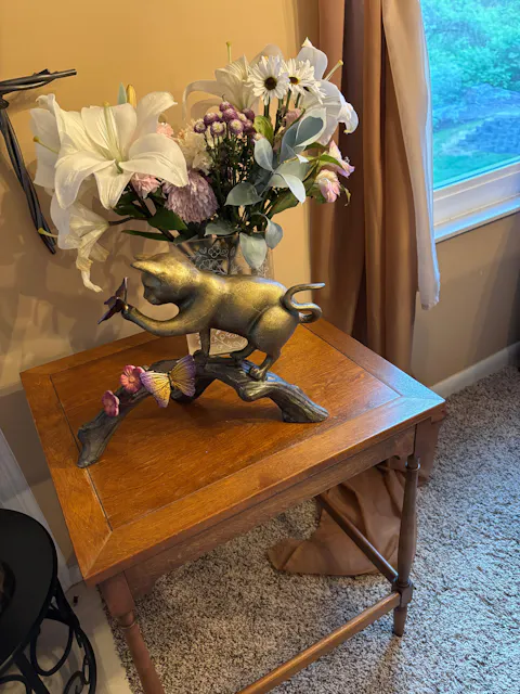 Sprightly Kitty Garden Sculpture